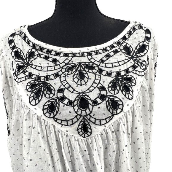 Free People Everything I Know Cotton Peasant Blouse‎ Embroidered Cutouts Medium - Picture 4 of 11